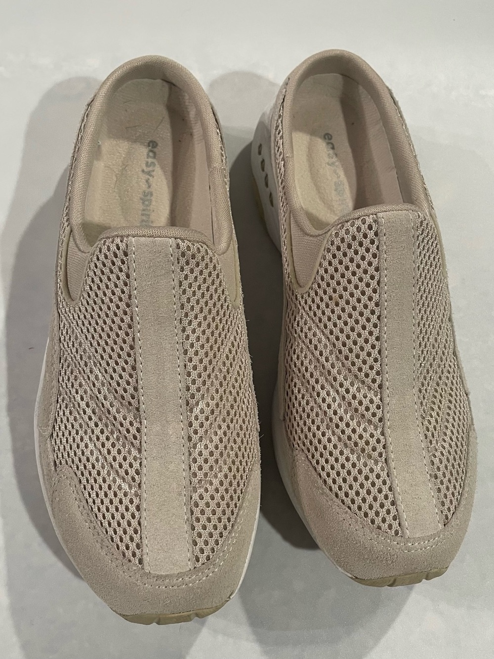 Easy Spirit Women’s Slip-On Mesh Sneakers Beige 6M